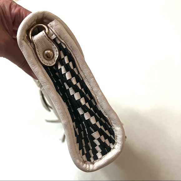 Melie Bianca Black White Weave Clutch B#30 - Picture 7 of 15